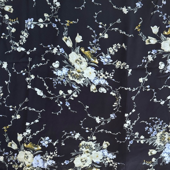 Floral Camisole in Black and Cream - Picture 5 of 5